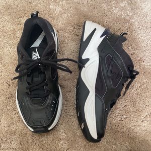 NIKE Tekno sz 5.5